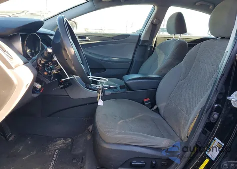 2013 Hyundai Sonata Gls z USA, uszkodzony, nr VIN 5NPEB4AC8DH680853